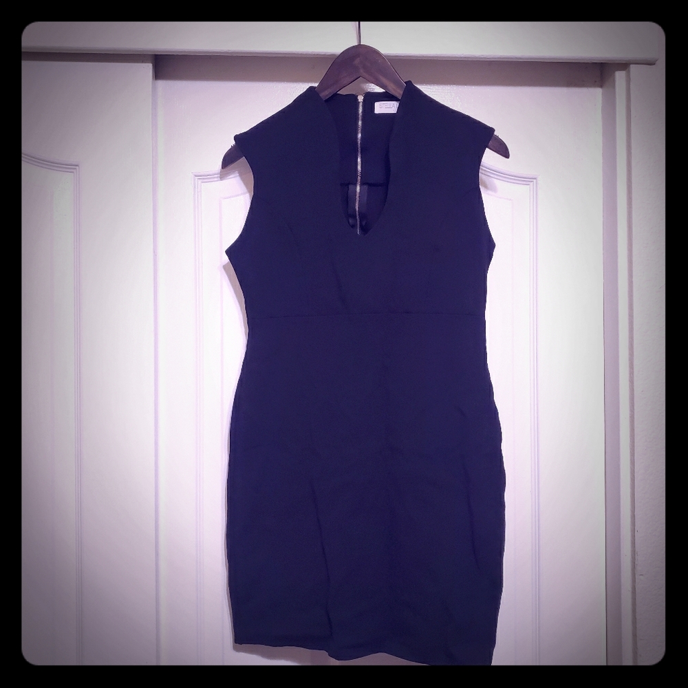 Junior's Black Dress